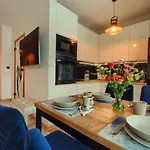 Marmurowy: Mountain View With Sauna & Jacuzzi Apartment *