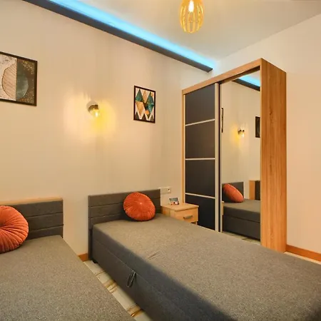 Marmurowy Przy Skoczni Z Widokiem Na Góry, Z Klimatyzacją, Z Dostępem Do Sauny I Jacuzzi W Weekendy * Szczyrk